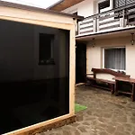 & Pod Parkowa Apartman
