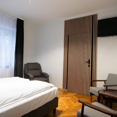 Apartman & Pod Parkowa